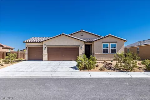 3622 E Malheur Ave, Pahrump, NV 89061