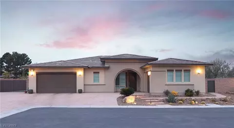 8295 Canyon Tree Ct, Las Vegas, NV 89113