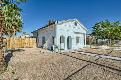 1912 Hoover St, North Las Vegas, NV 89030
