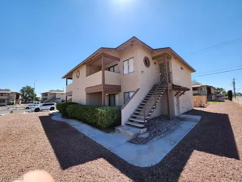 3712 Snorkel Cir #2, Las Vegas, NV 89108