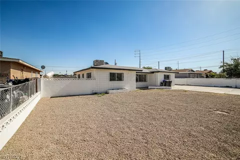875 Balzar Ave, Las Vegas, NV 89106
