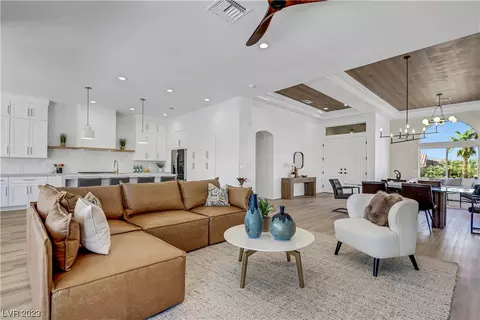 9109 Villa Ridge Dr, Las Vegas, NV 89134