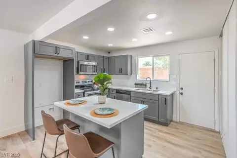 1805 D St, Las Vegas, NV 89106