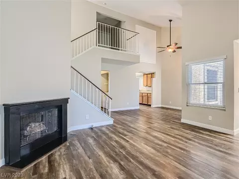 425 Tobler Dr, Las Vegas, NV 89145