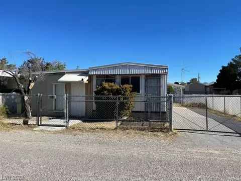 221 Hamilton St, Pahrump, NV 89048