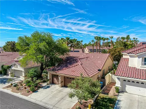 9813 Parkside Village Pl, Las Vegas, NV 89134