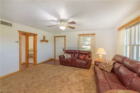 350 S Main St, Beaver, UT 84713 photo 2