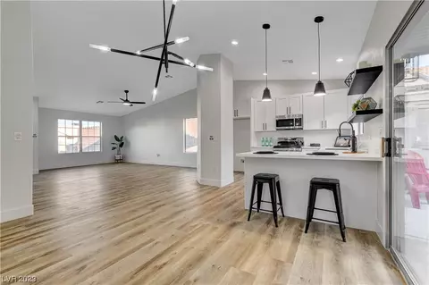 3851 Iverson Ln, North Las Vegas, NV 89032