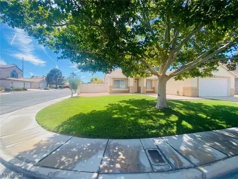 8863 Haviland Rd, Las Vegas, NV 89123