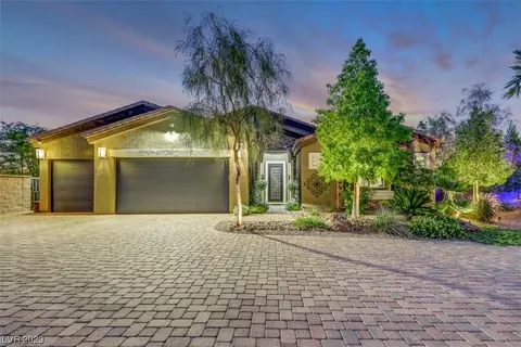 4377 Velvet Ridge Ct, Las Vegas, NV 89129
