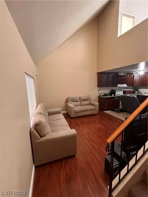 5185 Gray Ln #L, Las Vegas, NV 89119
