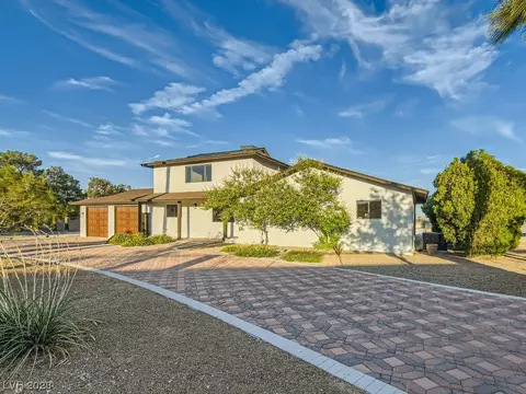 9085 W Rosada Way, Las Vegas, NV 89149