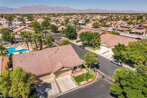 6400 Hillside Brook Ave, Las Vegas, NV 89130