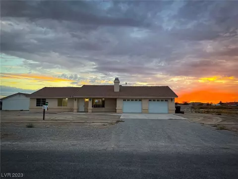 2860 Oakleaf Ave, Pahrump, NV 89048
