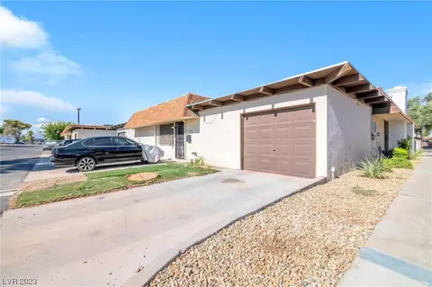 2748 Heritage Ct, Las Vegas, NV 89121