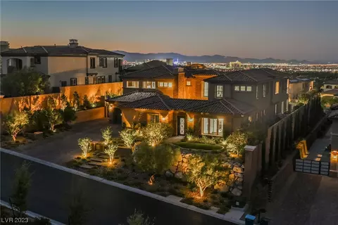 12 Olympia Ridge Dr, Las Vegas, NV 89141