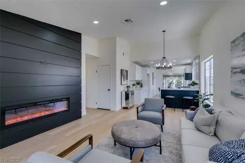 7216 Bronze Cir, Las Vegas, NV 89128