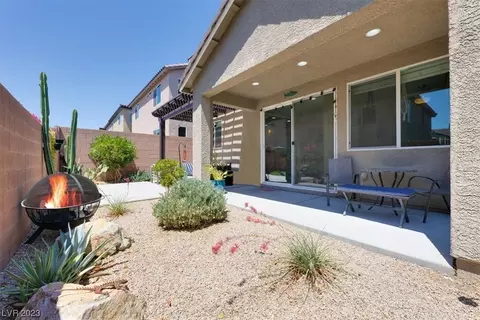 10601 Forum Peak Ln, Las Vegas, NV 89166