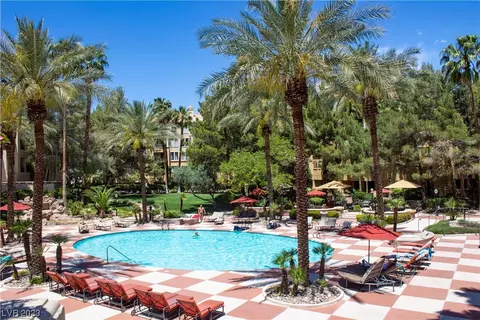 230 E Flamingo Rd #330, Las Vegas, NV 89169