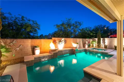11446 Quantum Brooks St, Las Vegas, NV 89183