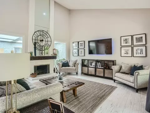 2740 San Lago Ct, Las Vegas, NV 89121