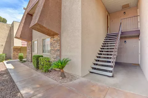 5383 Indian River Dr #328, Las Vegas, NV 89103