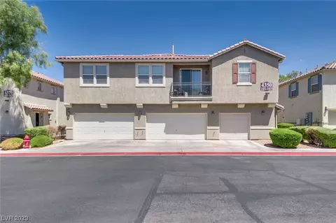 4350 Westbury Square St #101, North Las Vegas, NV 89032