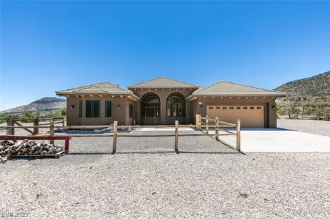 18475 Mater Mea Pl, Mountain Springs, NV 89161