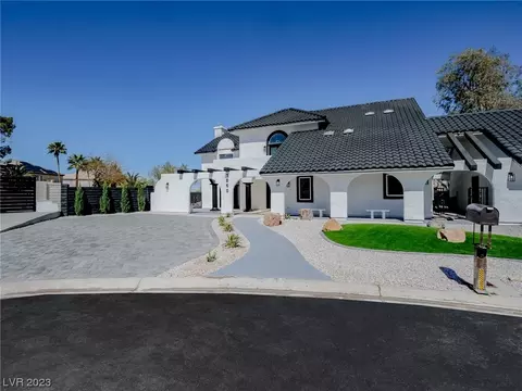 1860 Ski Slope Cir, Las Vegas, NV 89117