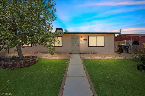 1904 W Carey Ave, North Las Vegas, NV 89032
