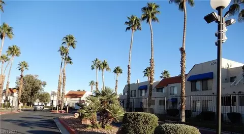 4150 Sanderling Cir #450, Las Vegas, NV 89103