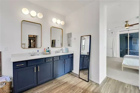 932 E Sunset Rd, Henderson, NV 89011 photo 23