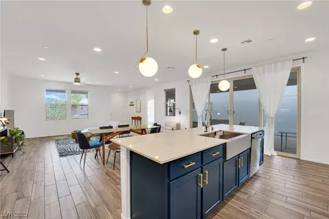 932 E Sunset Rd, Henderson, NV 89011 photo 13