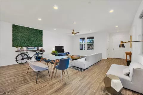 932 E Sunset Rd, Henderson, NV 89011 photo 7