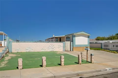 4694 Hildago Way, Las Vegas, NV 89121