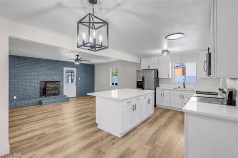 6249 Rassler Ave, Las Vegas, NV 89107