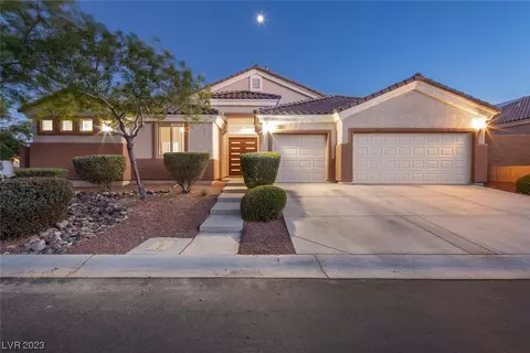 8111 Foothill Lodge Ct, Las Vegas, NV 89131