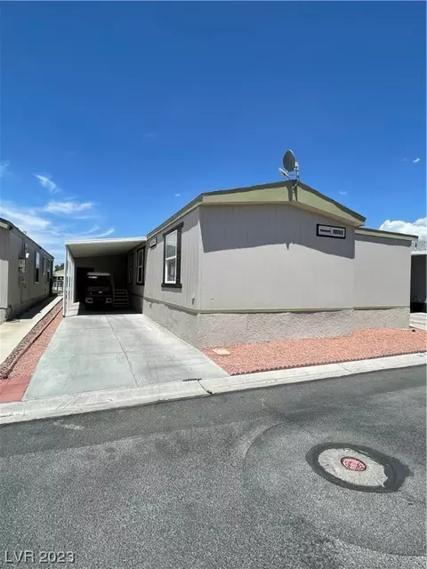 310 Montecito Dr, Pahrump, NV 89048