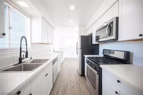904 N 24th St, Las Vegas, NV 89101