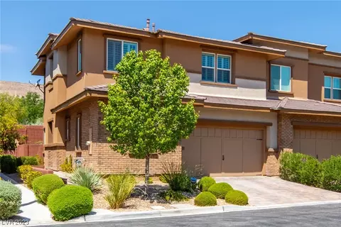 5687 Garriga Dr, Las Vegas, NV 89135
