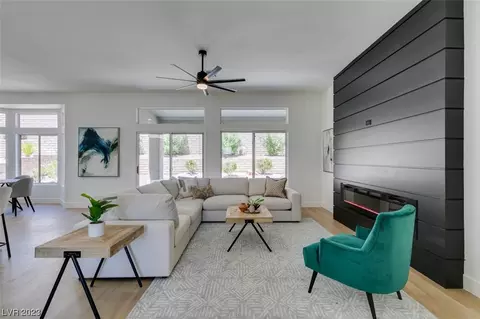 10620 Paradise Point Dr, Las Vegas, NV 89134