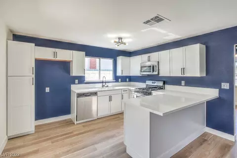 4933 Carmichael Ave, Las Vegas, NV 89110