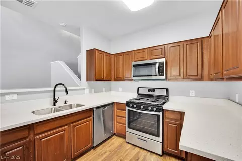 10438 Gold Shadow Ave, Las Vegas, NV 89129