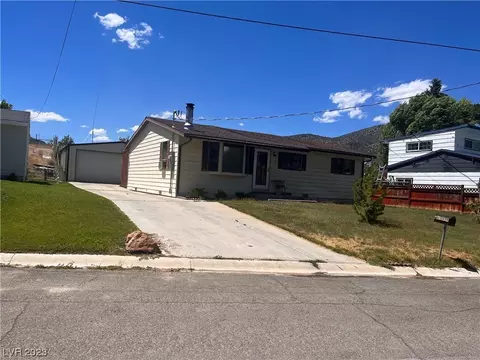 11 Carson Ct, Ely, NV 89301 photo 3