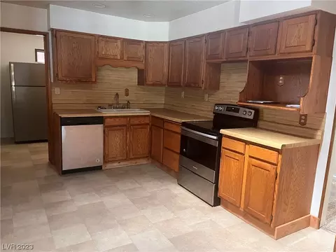 11 Carson Ct, Ely, NV 89301 photo 10