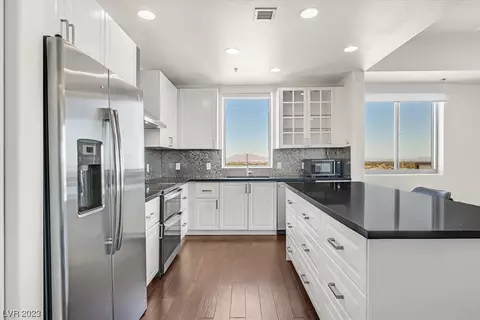 8255 Las Vegas Blvd #911, Las Vegas, NV 89123