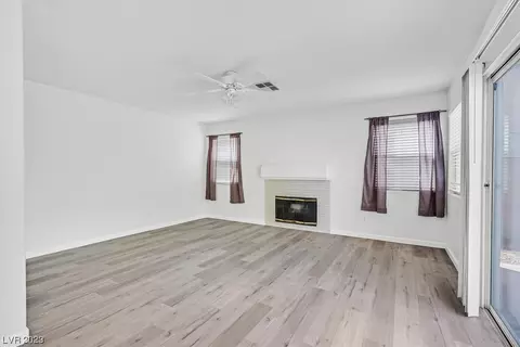 2134 Eaglecloud Dr, Henderson, NV 89074 photo 4