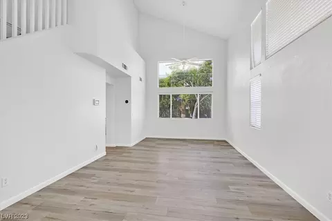 2134 Eaglecloud Dr, Henderson, NV 89074 photo 3