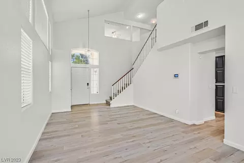 2134 Eaglecloud Dr, Henderson, NV 89074 photo 2