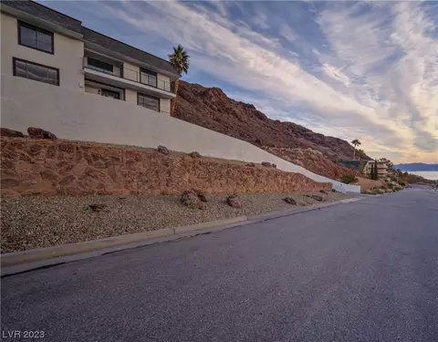 840 Robinson Ln, Boulder City, NV 89005